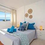 Con Terraza Vista Mar By Rent Me Фуенхірола